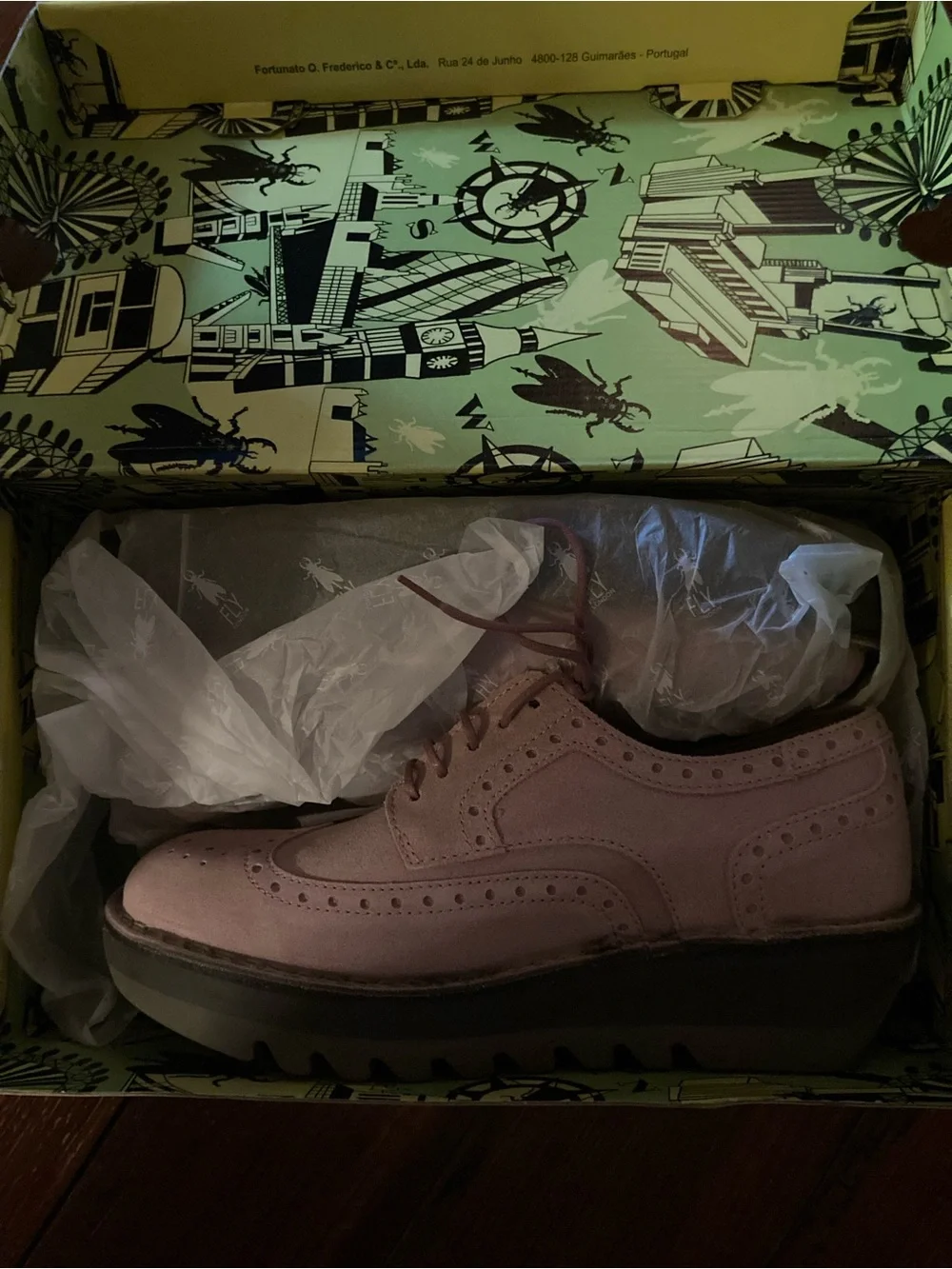 Fly London Jane Suede Pink Shoe Box Label - Pale Yellow Box